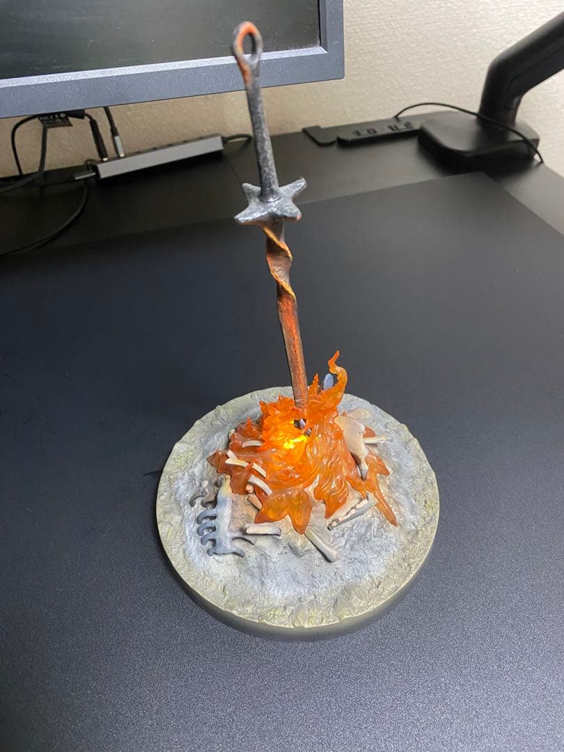 篝火 1/6スケール ライトアップスタチュー　箱無し