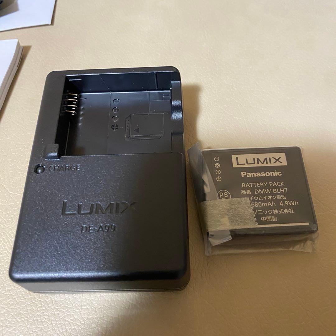 極美 LUMIX DMC-GM1K ボディ＋電動パンケーキレンズ、他アクセサリー