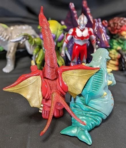 ウルトラマングレート＆登場怪獣（バンダイ）ソフビフィギュア８体セット
