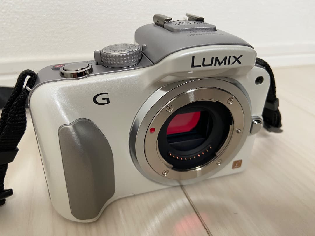 LUMIX DMC-G3W ダブルズームレンズキット バッテリー2個