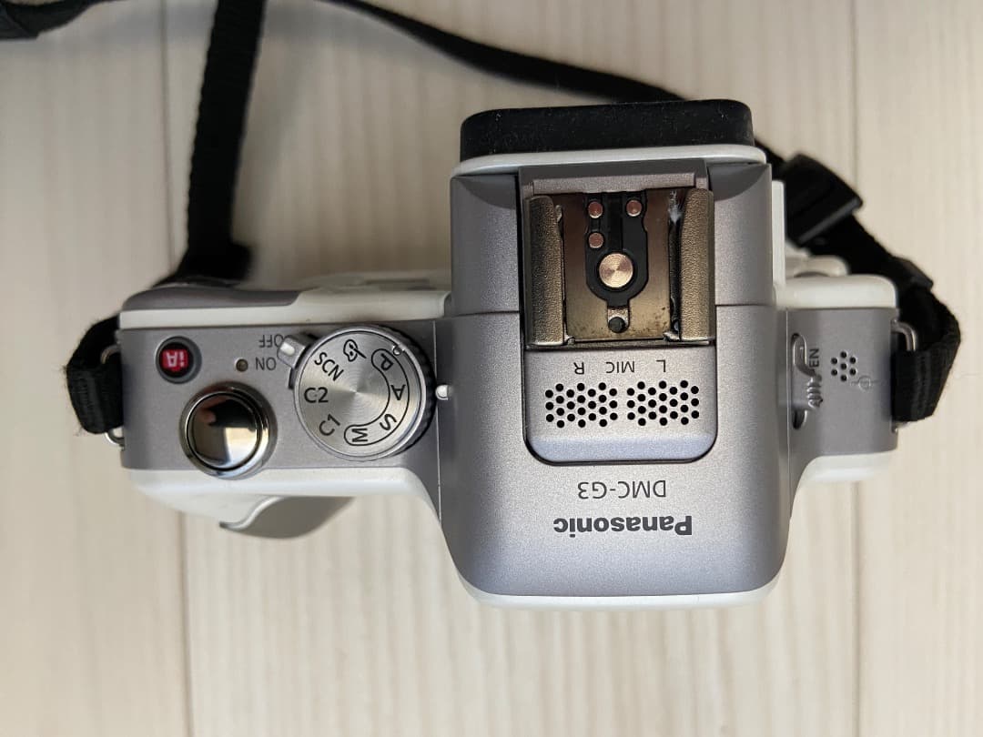 LUMIX DMC-G3W ダブルズームレンズキット バッテリー2個