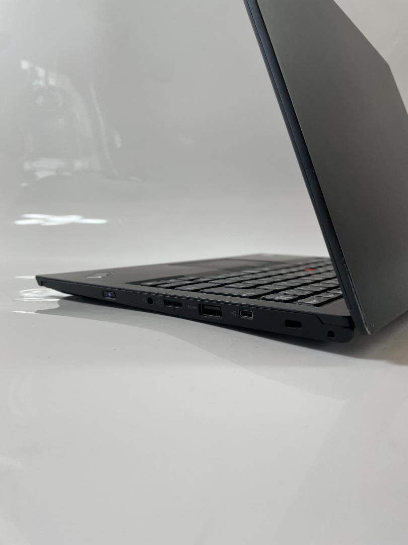 Lenovo Thinkpad L380 8世代i5/512GB/8GB