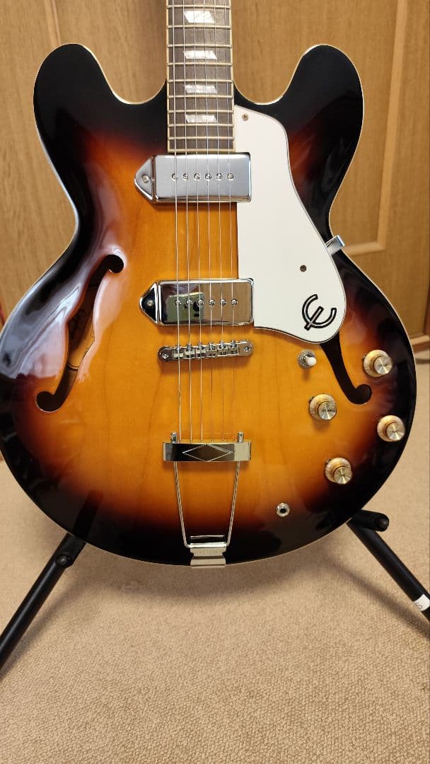 エピフォン カジノ VS 韓国Peerless製2006年　純正ハードケース付