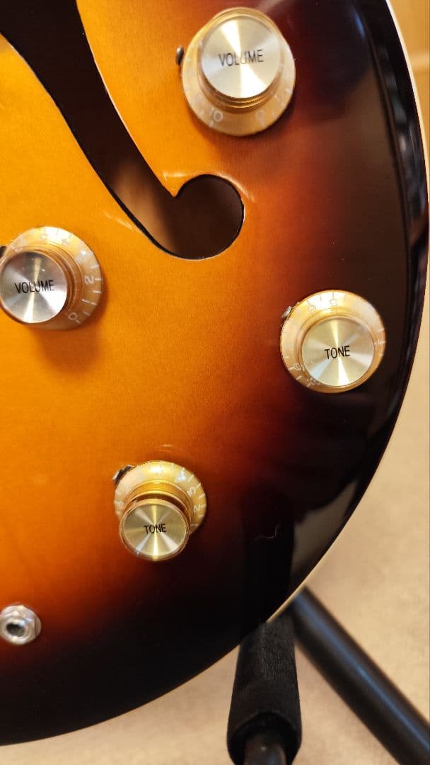 エピフォン カジノ VS 韓国Peerless製2006年　純正ハードケース付