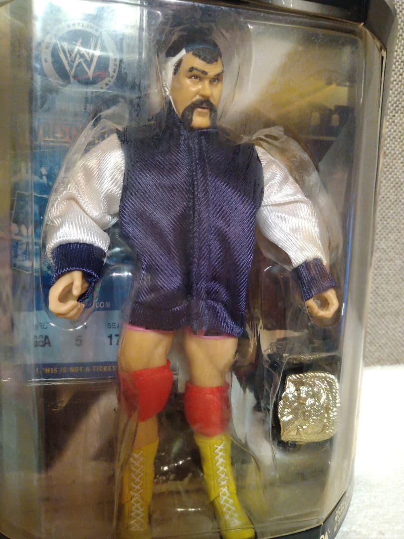 未開封　WWE　新日　クラシックシリーズ！リック．スタイナー　特典アリ