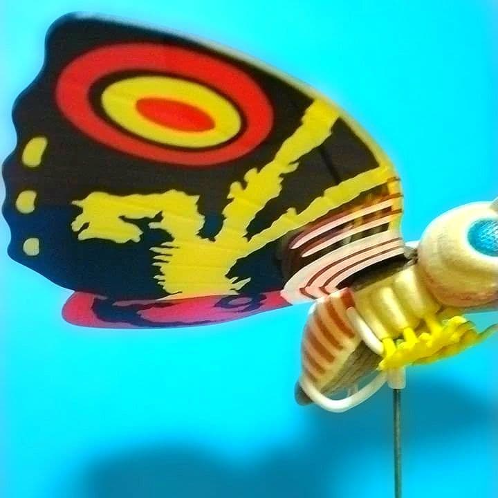 モスラ（成虫）フィギュア 1992 特殊植毛加工 バンダイ 箱付き美品