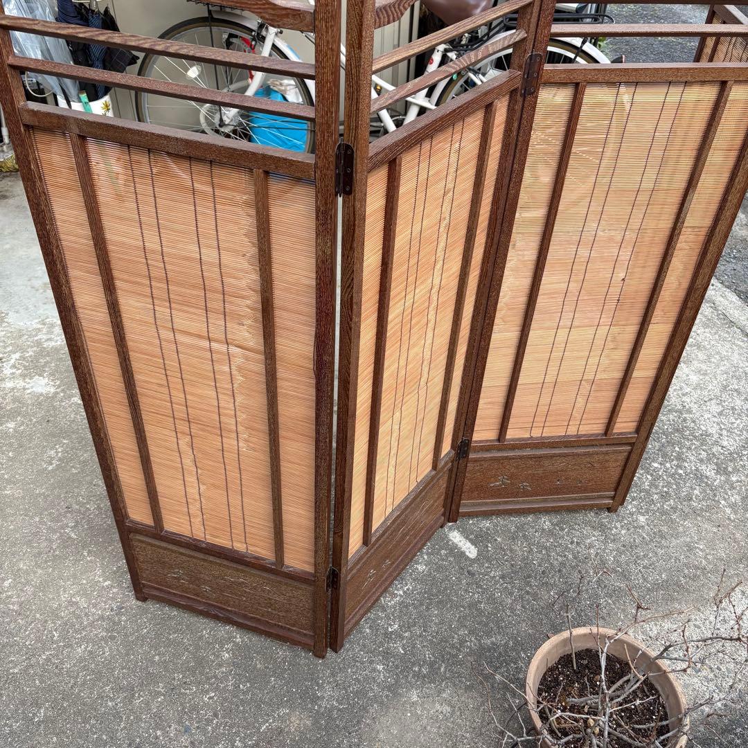 良品　和風 衝立 間仕切り 4連屏風 天然木 透かし彫り 簾屏風 折りたたみ