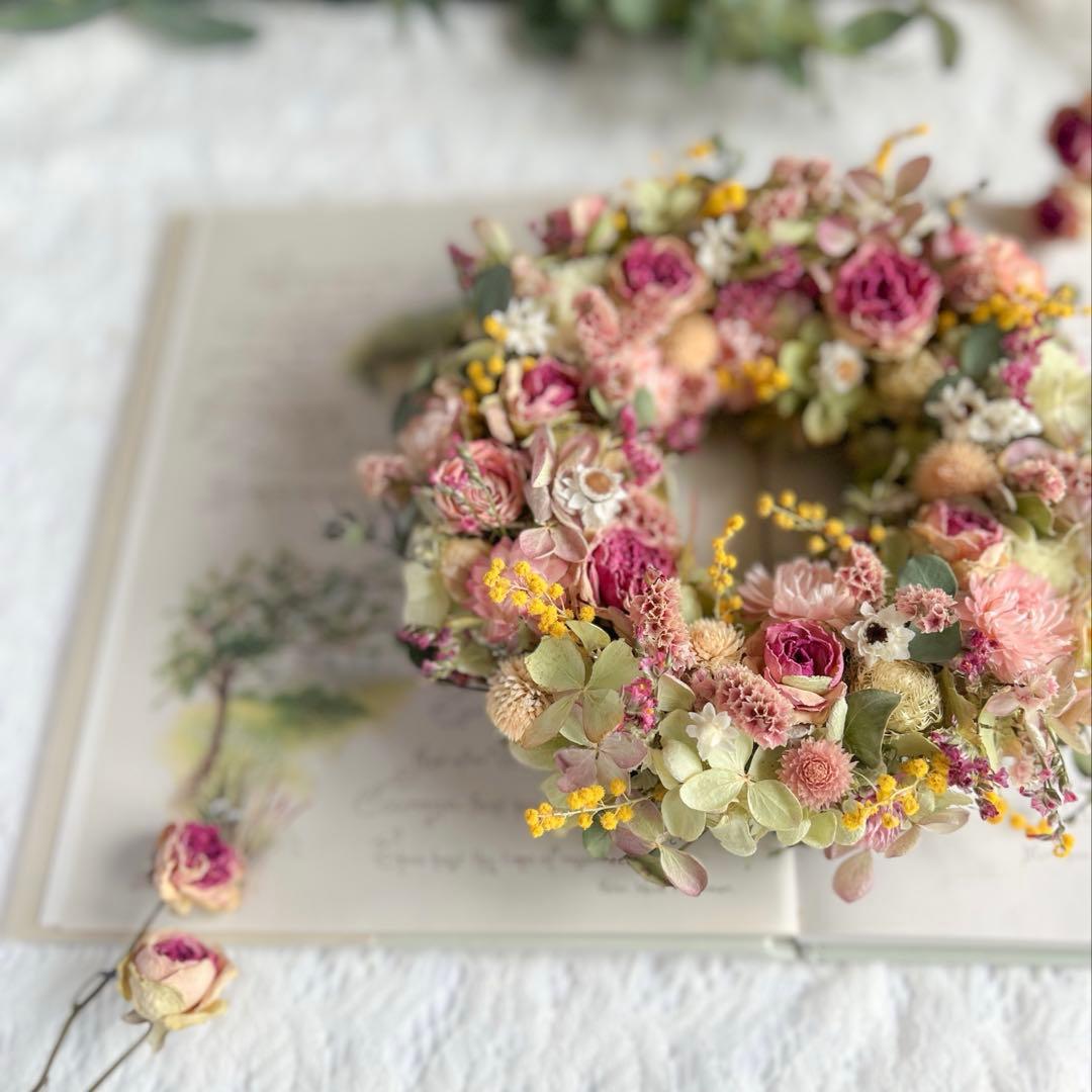 スプレーローズとミモザのリース　春のおめかし