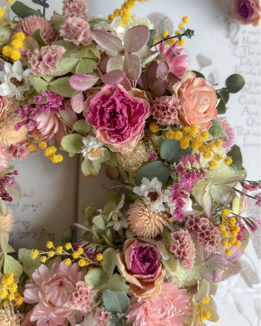 スプレーローズとミモザのリース　春のおめかし