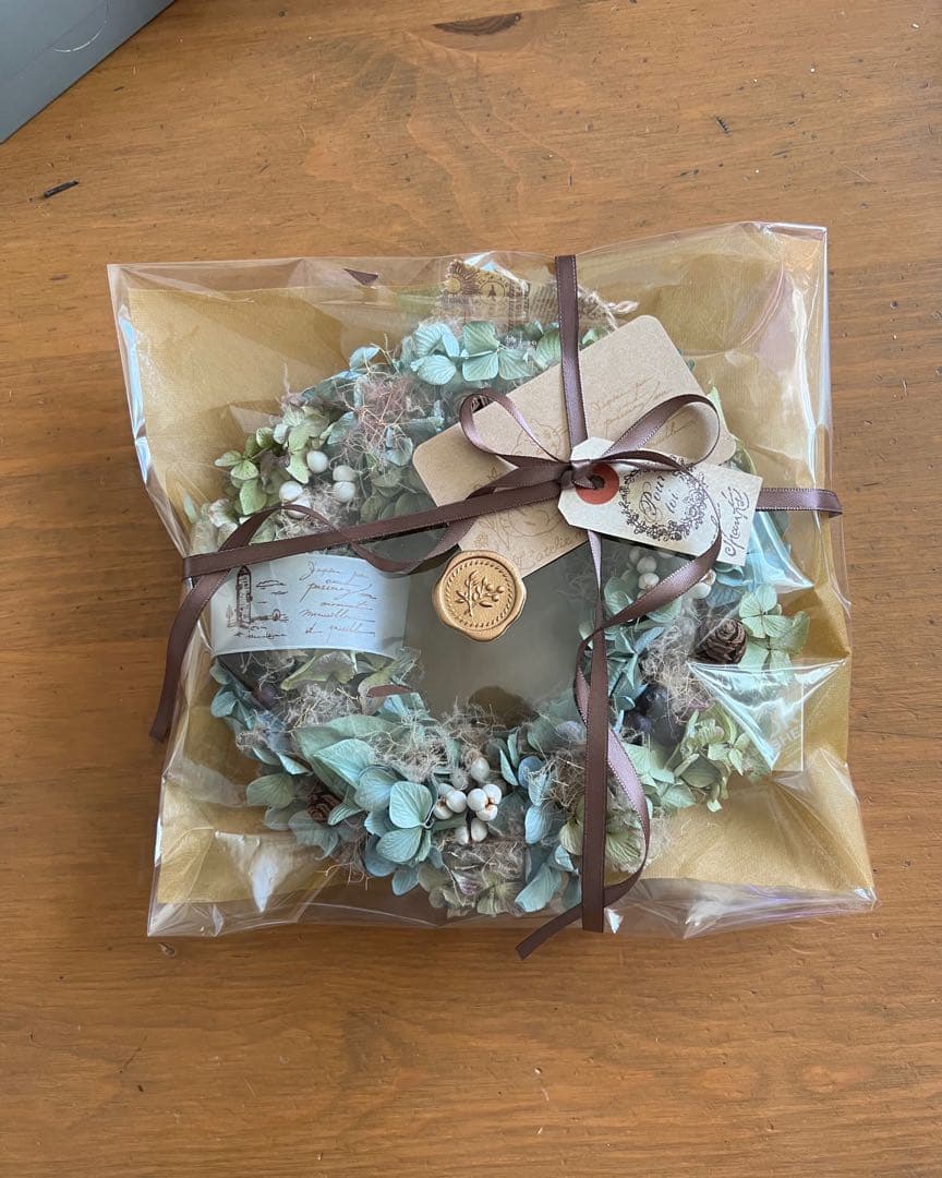 スプレーローズとミモザのリース　春のおめかし