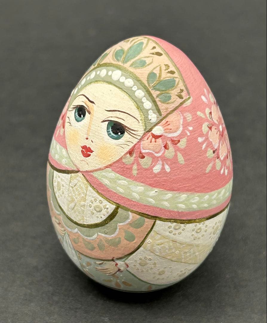 木製　ロシア雑貨　イースターエッグ　作家名あり