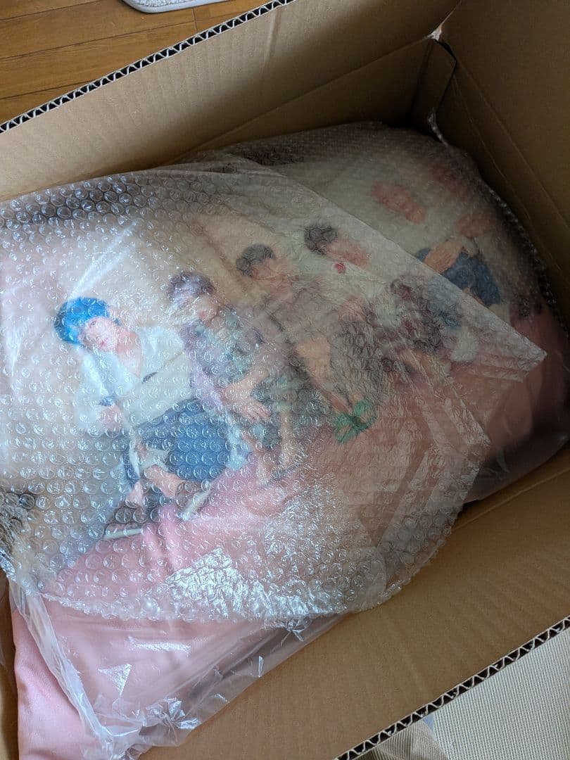 【グッズ詰め合わせ】BTSコレクションまとめ売り特大クッション、トレカなど