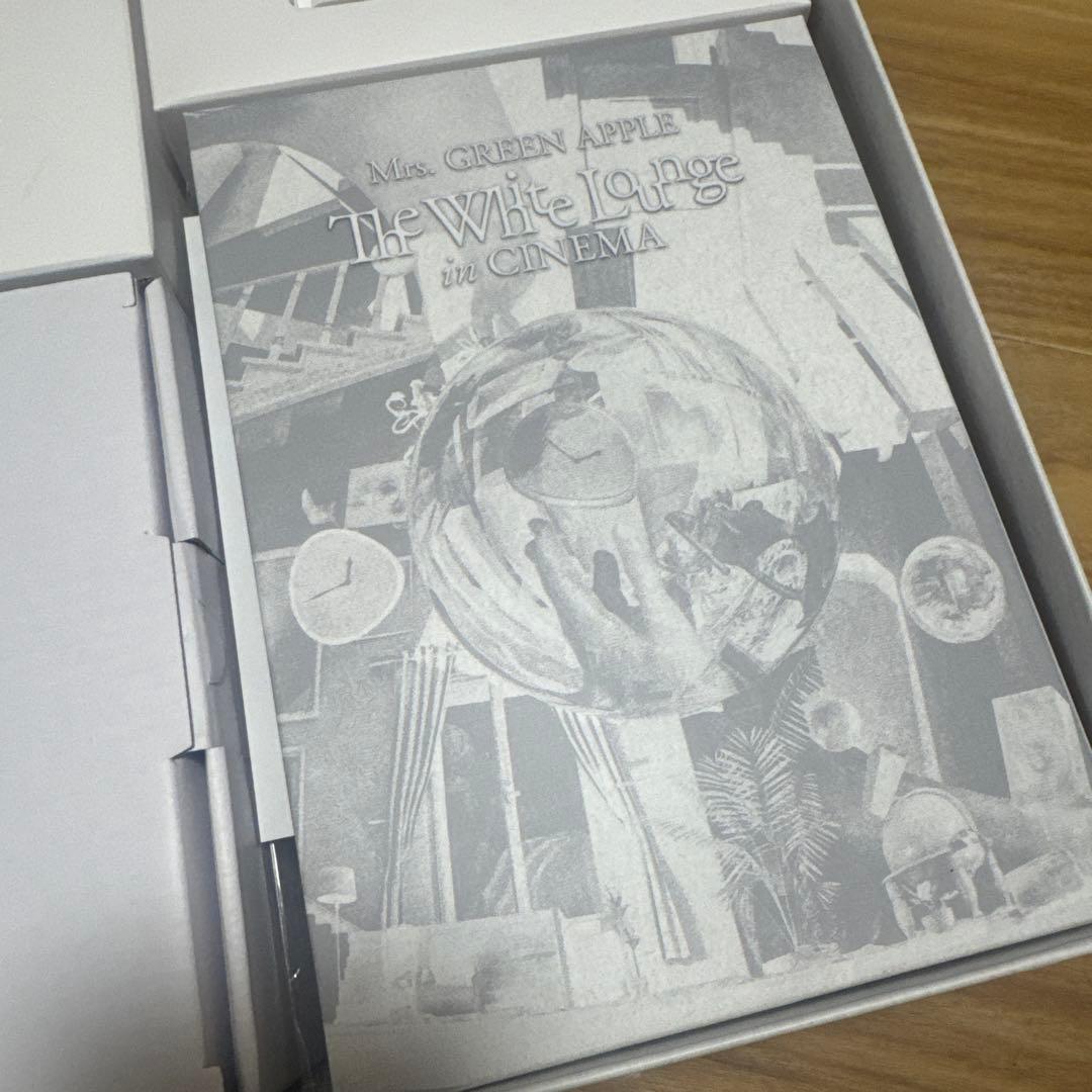 【初回限定盤】Mrs. GREEN APPLE The White Lounge