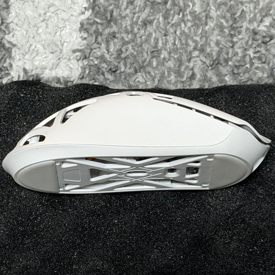 【美品】WLMOUSE Beast X Mini Pro サイド穴なし