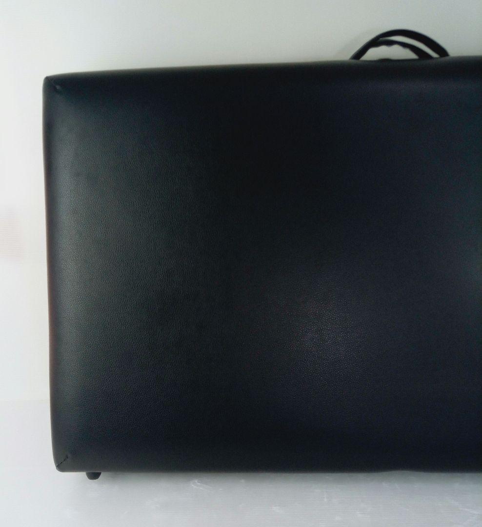 【訳あり】BTM マッサージベッド 有孔 折りたたみ サロン 施術　*AG3