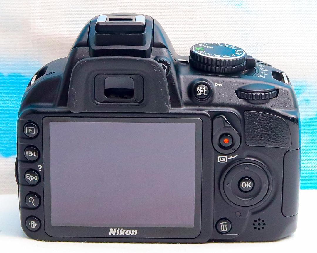Nikon D3100 初心者おススメ⭐️動画撮影可⭐️デジタル一眼レフ