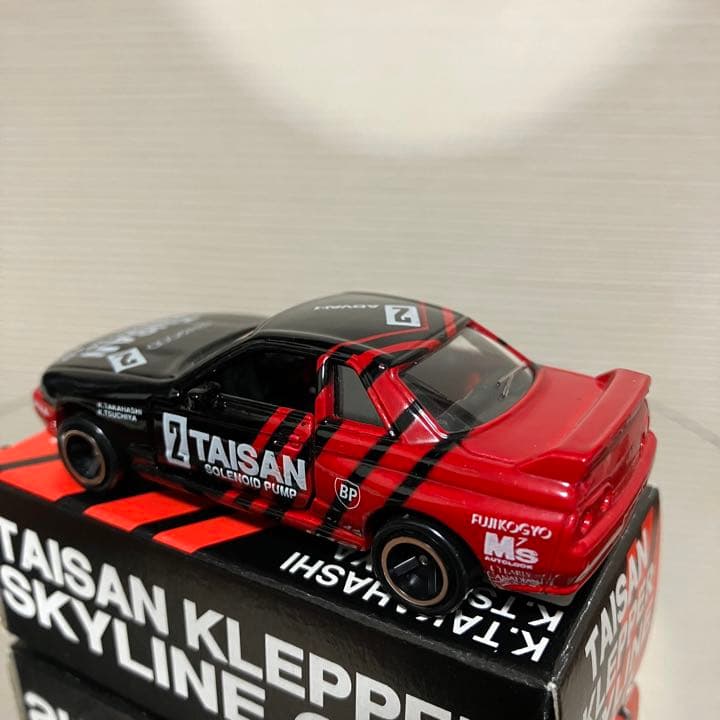 トミカ　スカイラインGT-R タイサン・アドバン