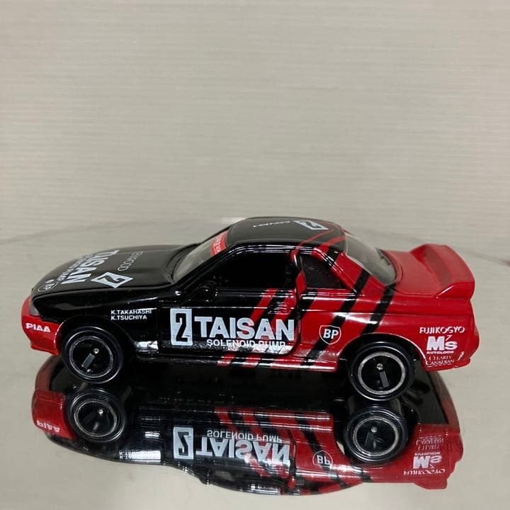 トミカ　スカイラインGT-R タイサン・アドバン