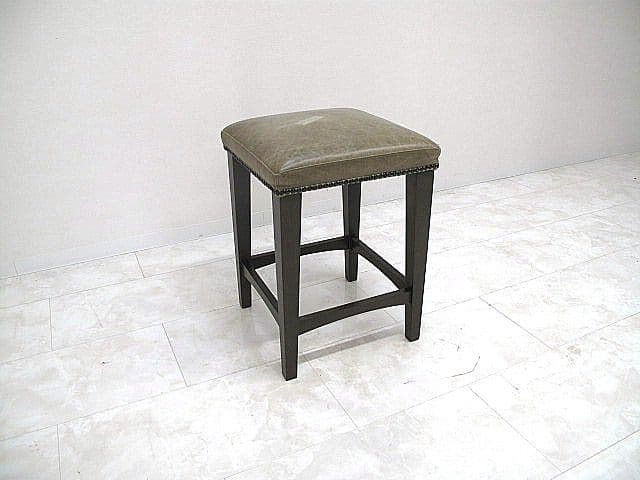 サラグレース購入 英国クラシック様式本革張りハイスツール 　カウンターチェア