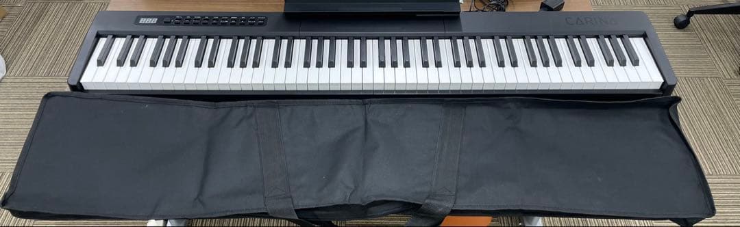 電子ピアノ　88鍵盤　充電タイプ　スリム軽量 ブラック