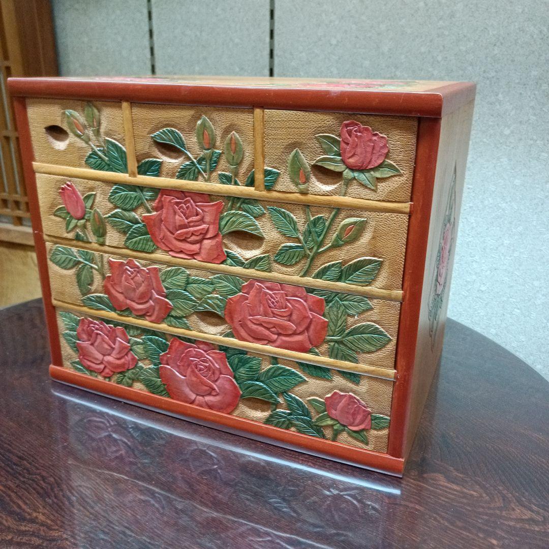 日光彫り4段抽斗6個抽斗付きバラ　最終価格