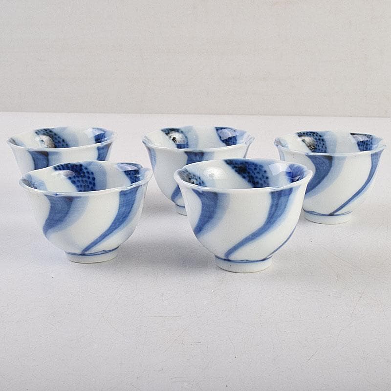 永楽善五郎　大日本永楽造　染付　捻り文　水呑　煎茶碗　五客　時代箱　MR9585