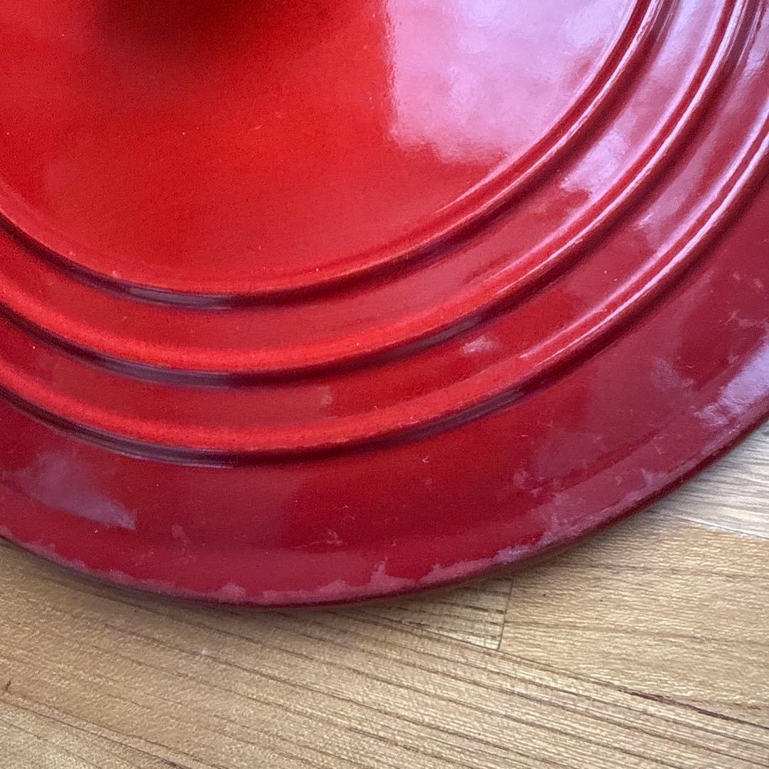 【お値下げ中】ルクルーゼ 22cm ホーロー　両手鍋　チェリーレッド