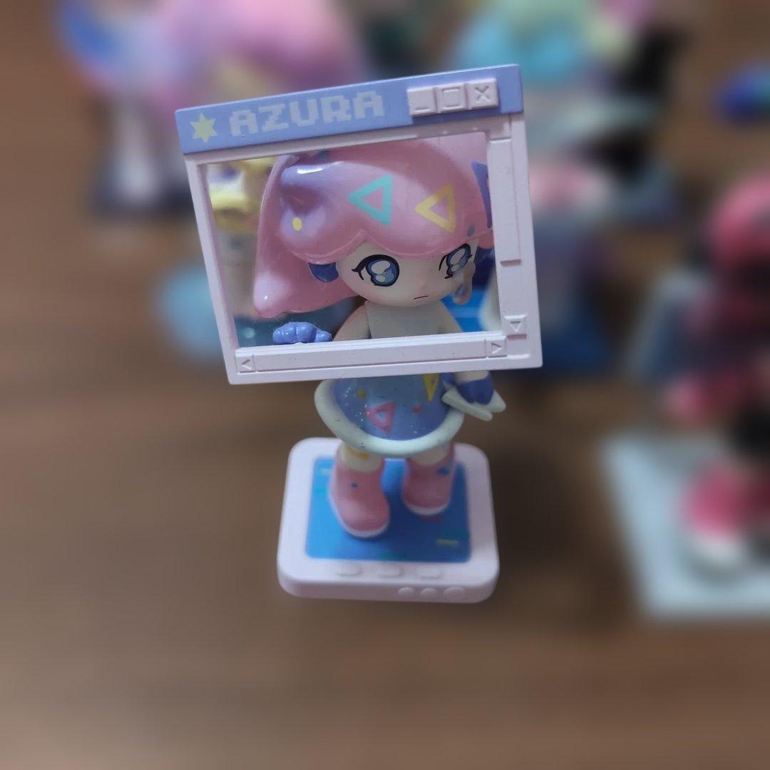 POP MART AZURA Y2K 8体セット 箱なし 飾り品 中古フィギュア