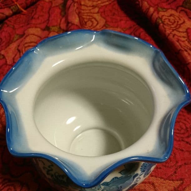 花瓶にも！小物入れにも！お花を飾っても！なる！