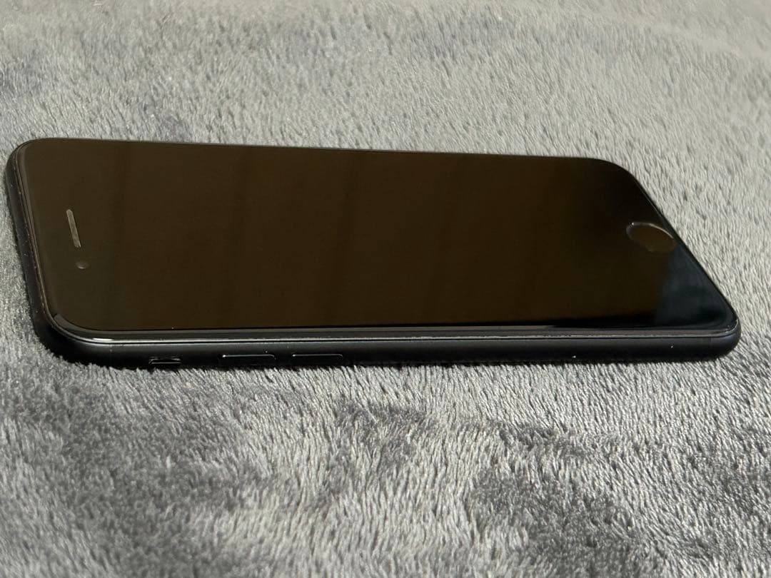 iPhoneSE 第二世代　128GB ブラック