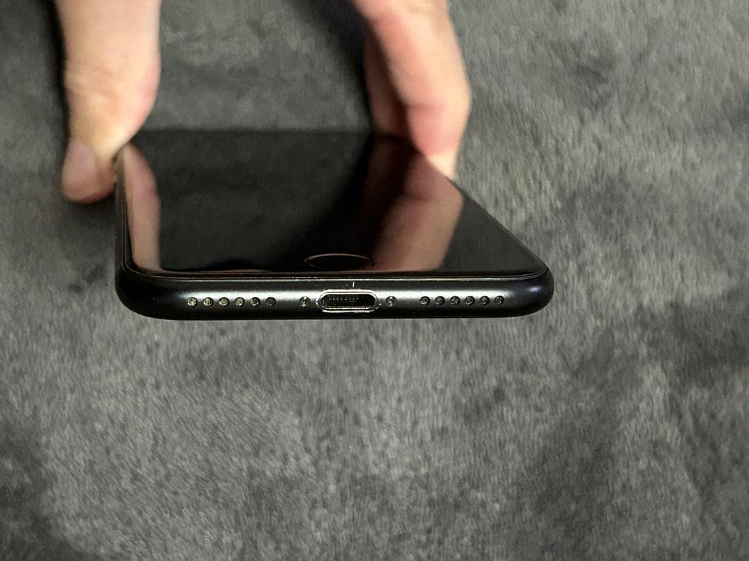 iPhoneSE 第二世代　128GB ブラック