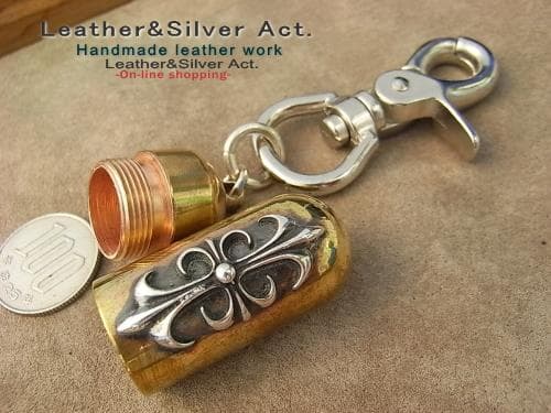 携帯灰皿　真鍮キーホルダー　携帯灰皿 電子　タバコケース ナスカン紙タバコ