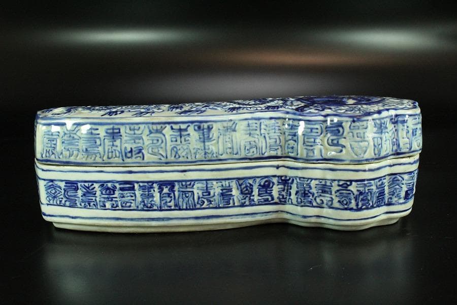 中国美術 青花 寿字 龍紋 如意形 蓋物 29cmx12cm(K-LC207)