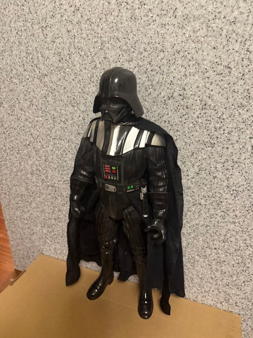 スターウォーズ　ダースベーダーフィギュア