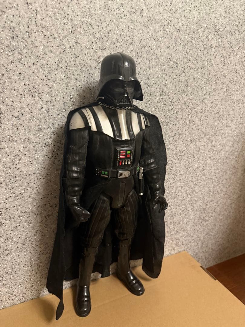 スターウォーズ　ダースベーダーフィギュア