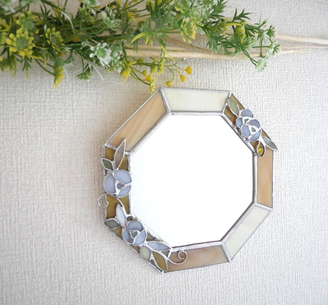 *✴︎:.。ベージュの白い小花の八角形鏡♪　（size20㎝/Max21㎝）