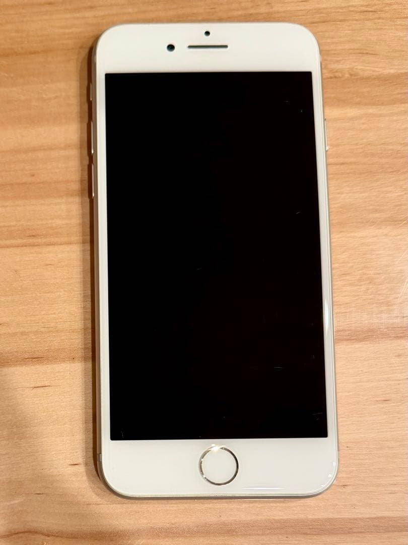 【稼働確認済み】Apple iPhone8 シルバー 64GB