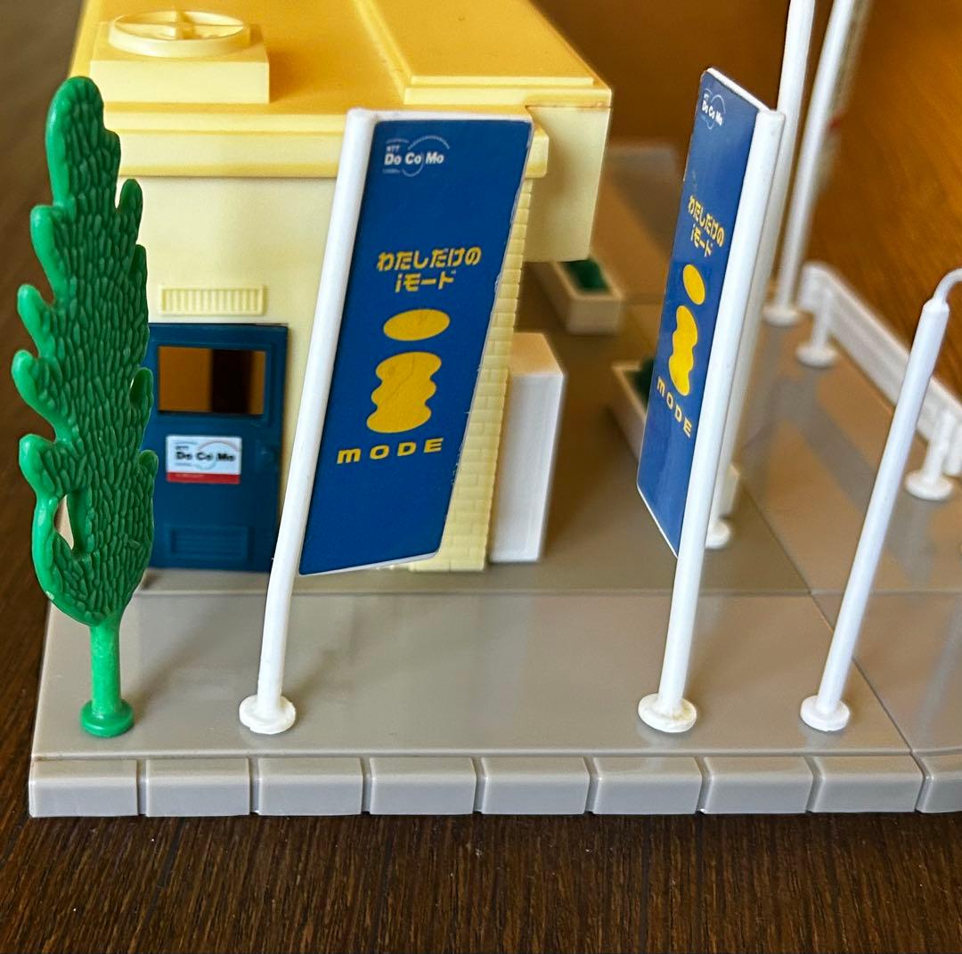 トミカタウン ドコモショップ