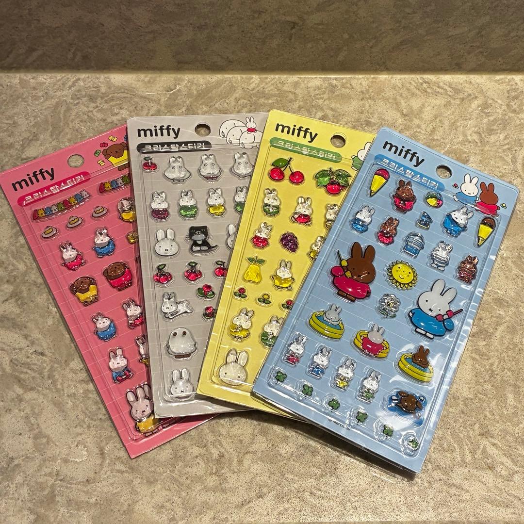 【正規品】韓国限定 ミッフィー クリスタルステッカー 4枚セット×25 100枚