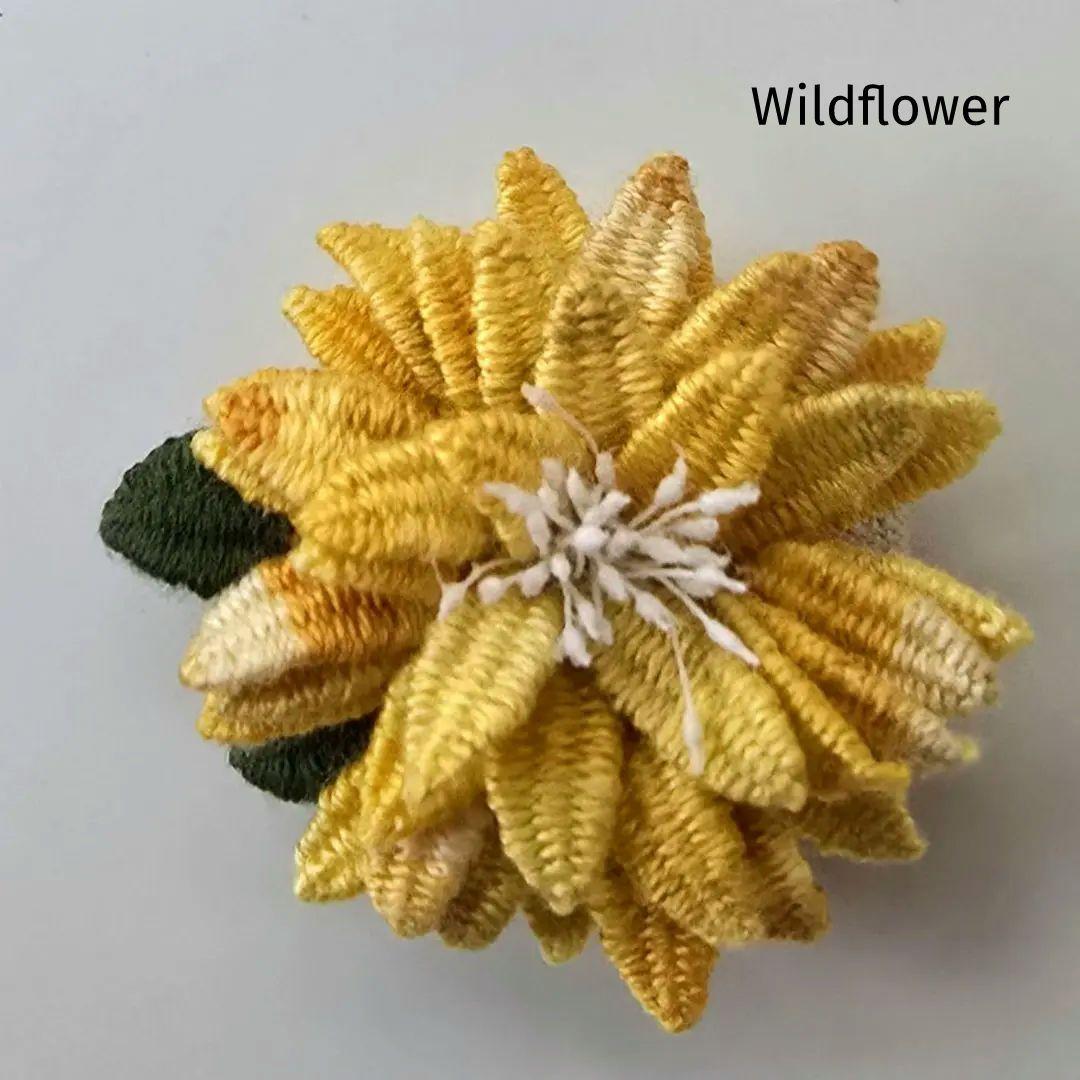 専用)❁hAnafany❁ 立体刺繍　ブローチ