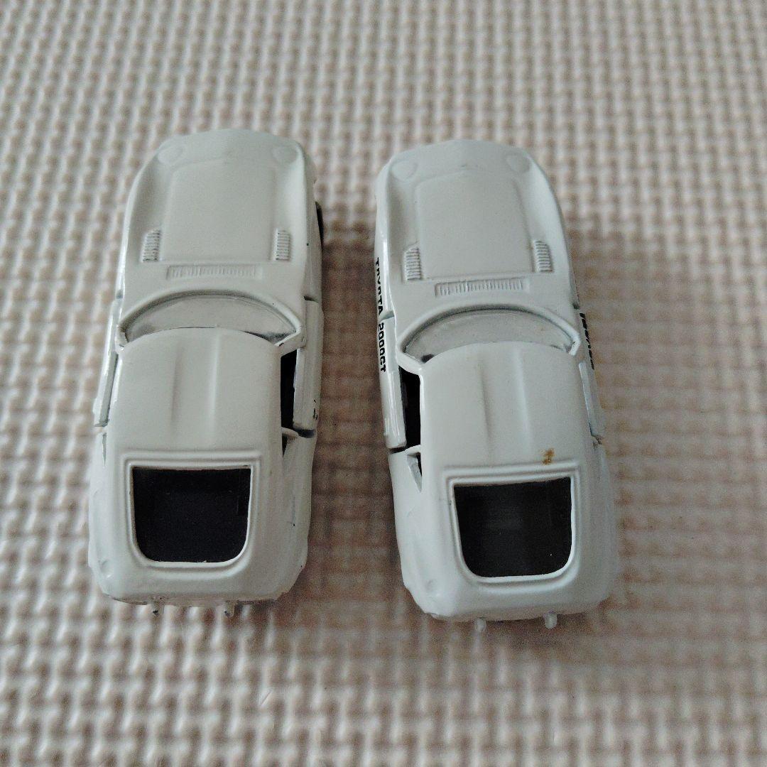 トミカ トヨタ2000GT