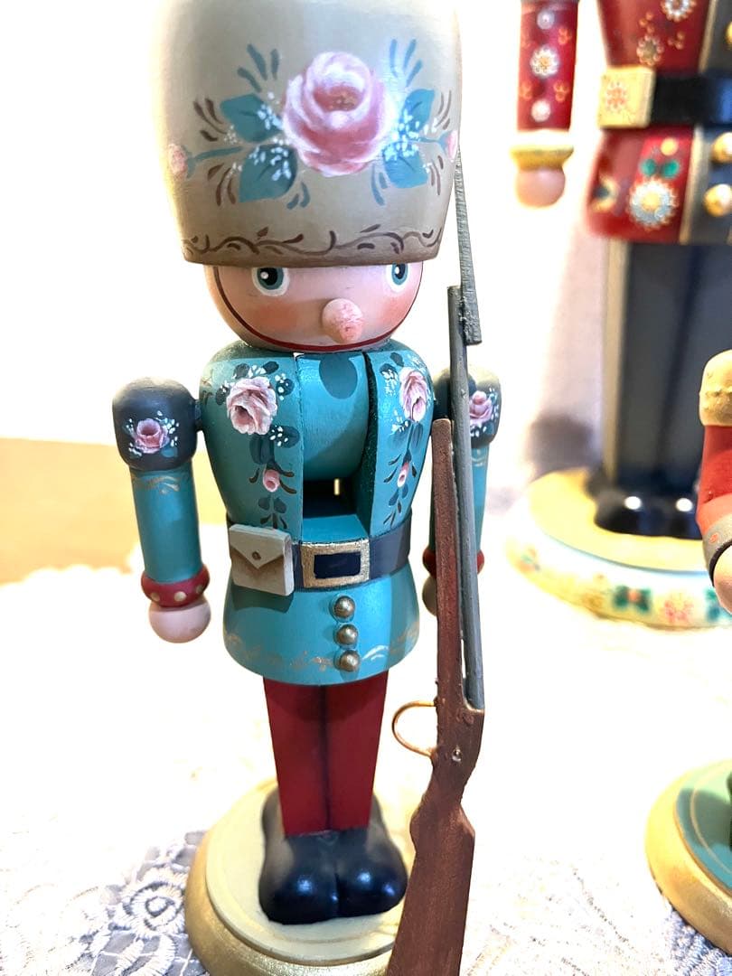 くるみ割り人形　兵隊大と音楽隊　4体セット