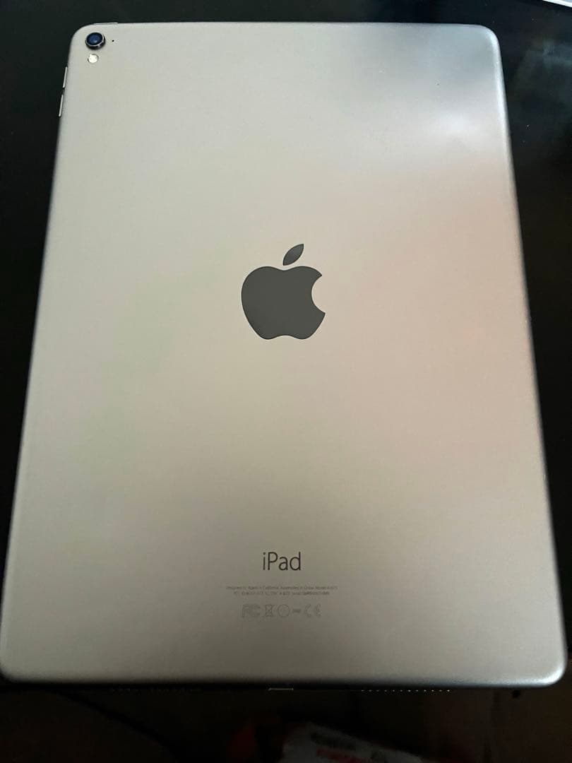 iPad pro 9.7 （第1世代）　32GB