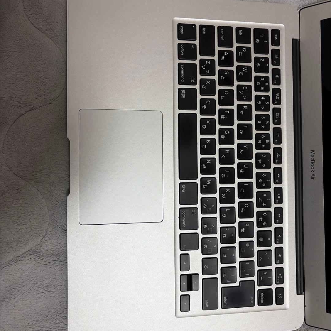 MacBook Air 13インチ 2013年/シルバー　コンセント付き