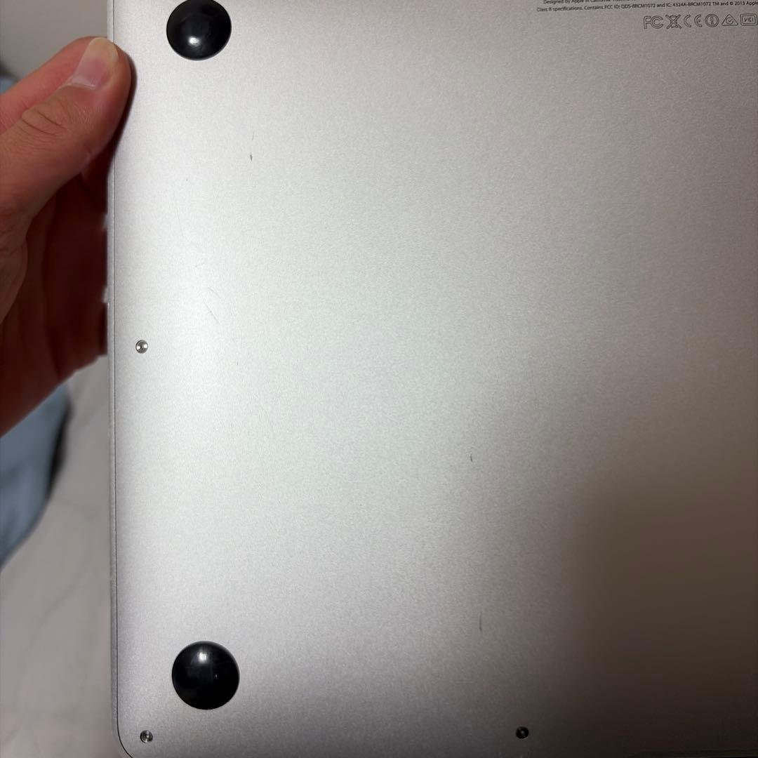 MacBook Air 13インチ 2013年/シルバー　コンセント付き