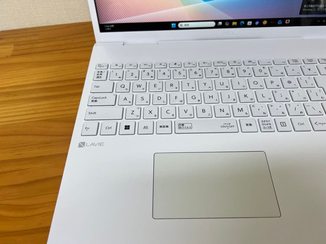 NEC LAVIE N16 N1671/HAW パールホワイト