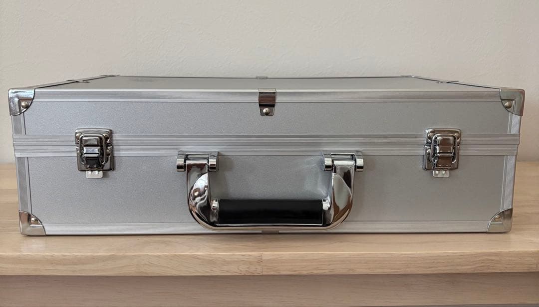 TOYGER CEO Storage アタッシュケース　シルバー