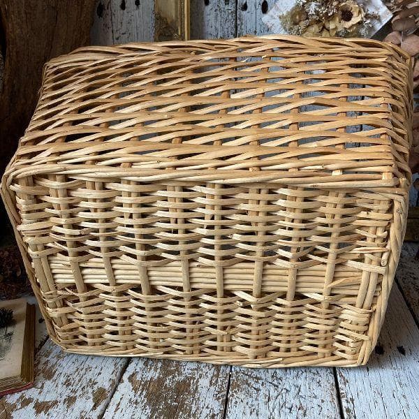 ヴィンテージ*大きな ウィロー ランドリーバスケット*脱衣かご 柳籠 カゴ 収納