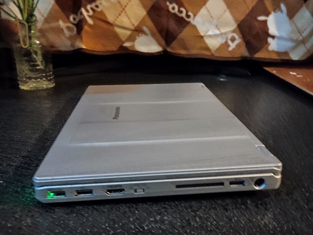 ​キレイなパソコン軽くて堅牢 Let's note オフィス2024⑤