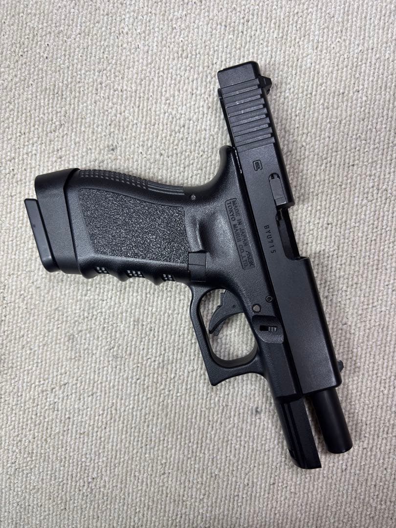 東京マルイ グロック19 サードジェネレーション 新品予備マガジン付き　G19